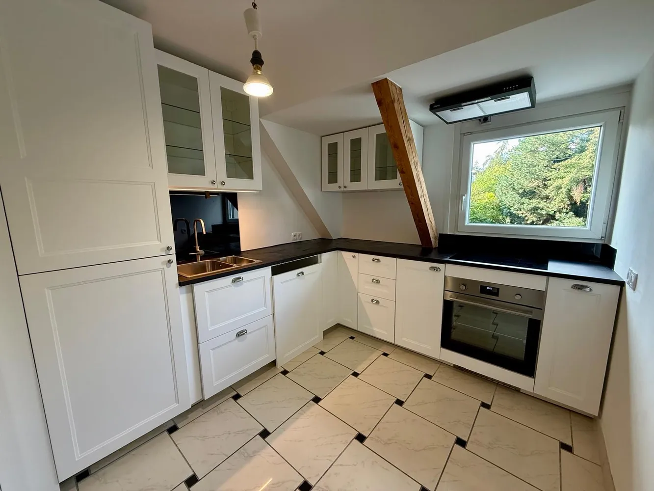 4 Zimmer Wohnung mit 120 m² in Nürnberg – Bild 3