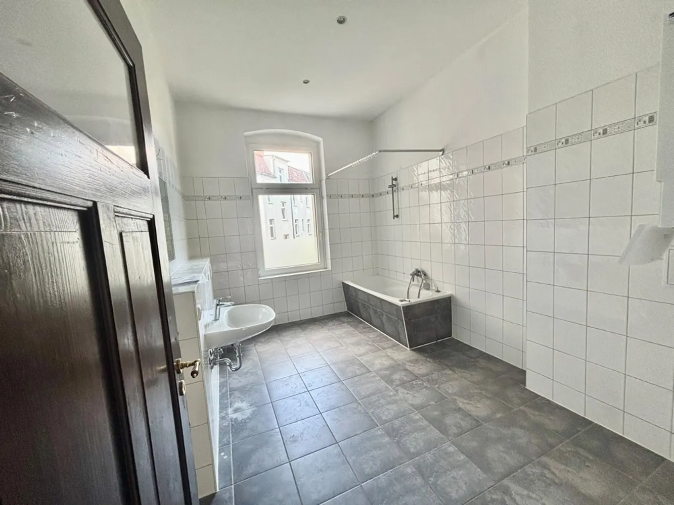 4 room apartment with 116 m² in Magdeburg – Photo 10