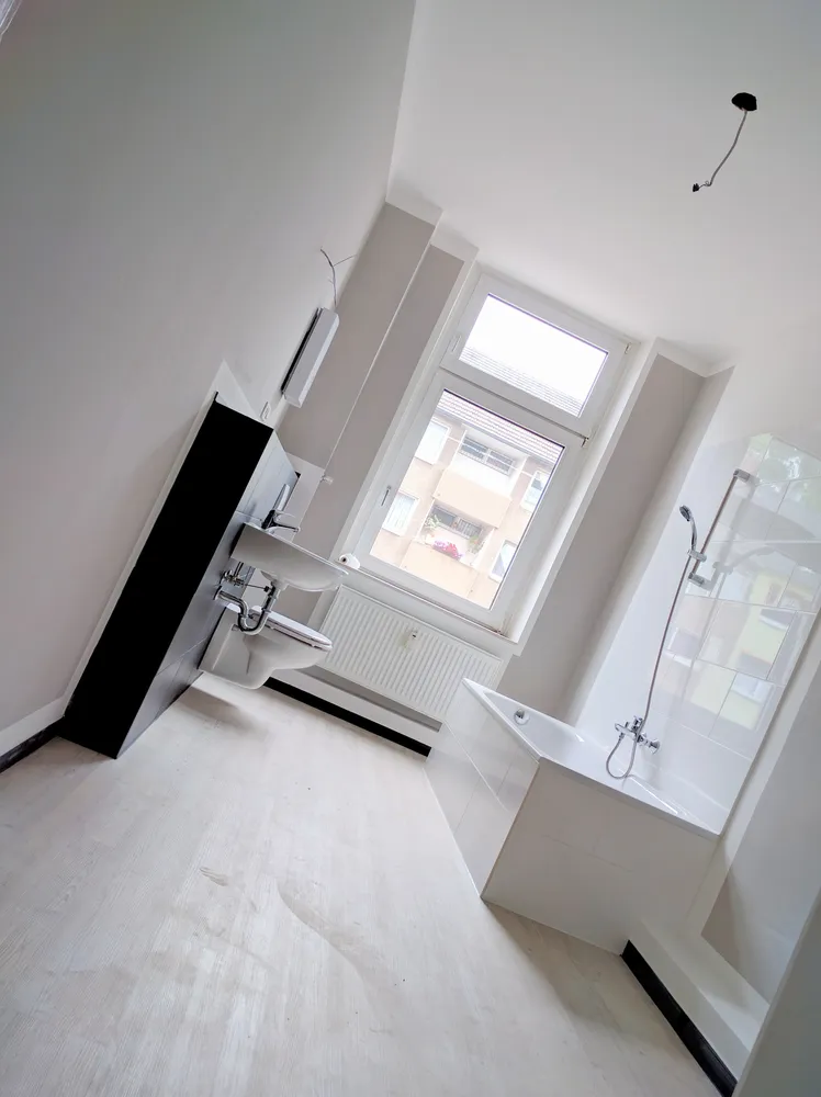 4 Zimmer Wohnung mit 128 m² in Duisburg – Bild 1