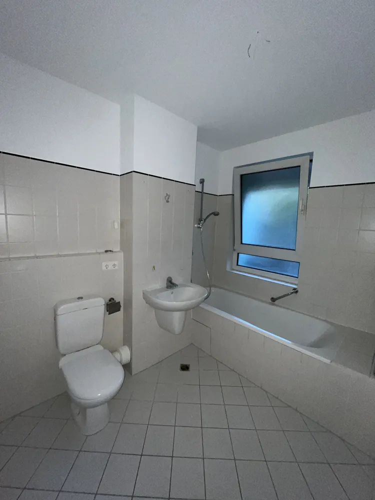 2 Zimmer Wohnung mit 85 m² in Berlin – Bild 3