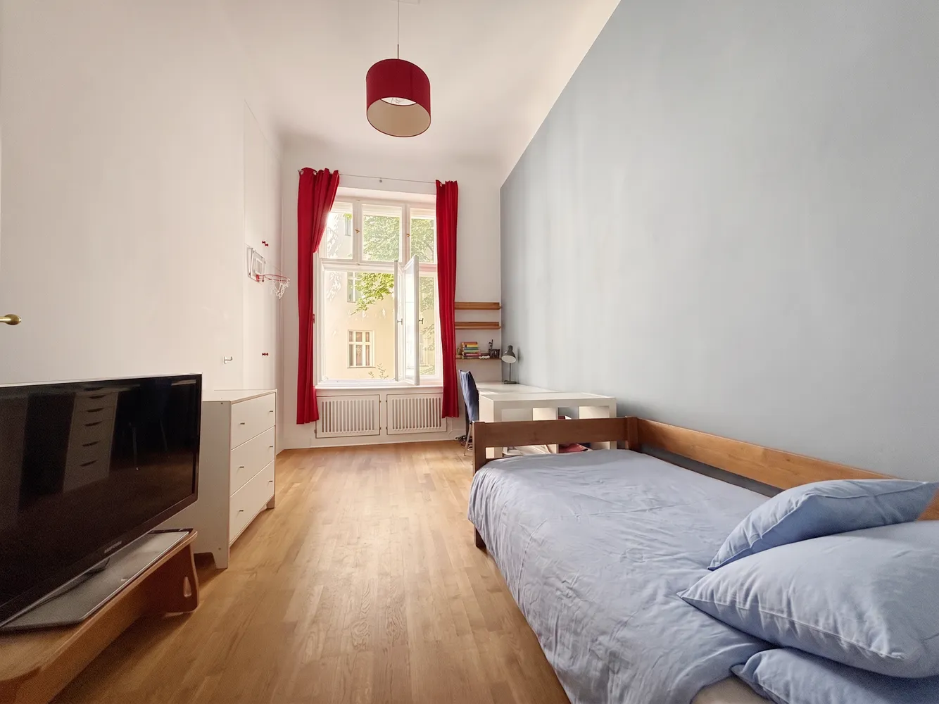 8 room apartment with 255 m² in Berlin – Photo 10