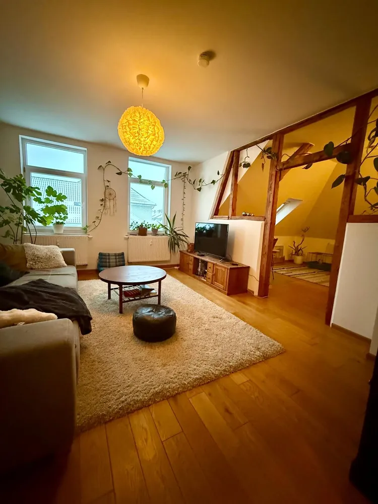 5 Zimmer Wohnung mit 174 m² in Hildesheim – Bild 1