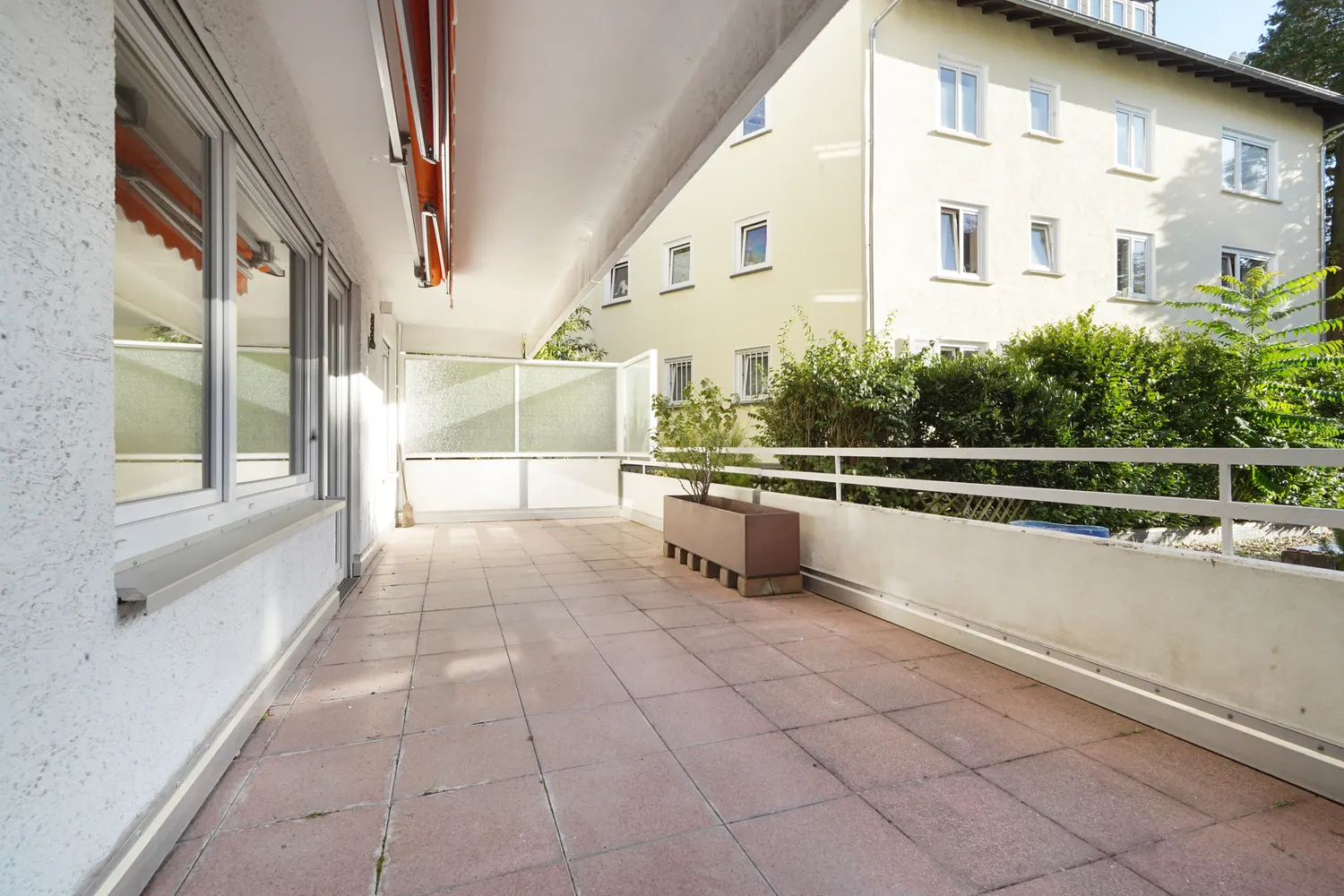 2 Zimmer Wohnung mit 81 m² in Wiesbaden – Bild 10
