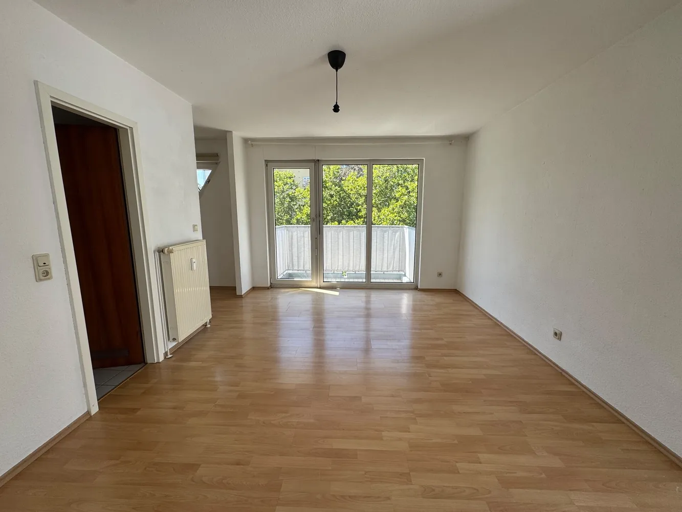 2 room apartment with 30 m² in Saarbrücken – Photo 1