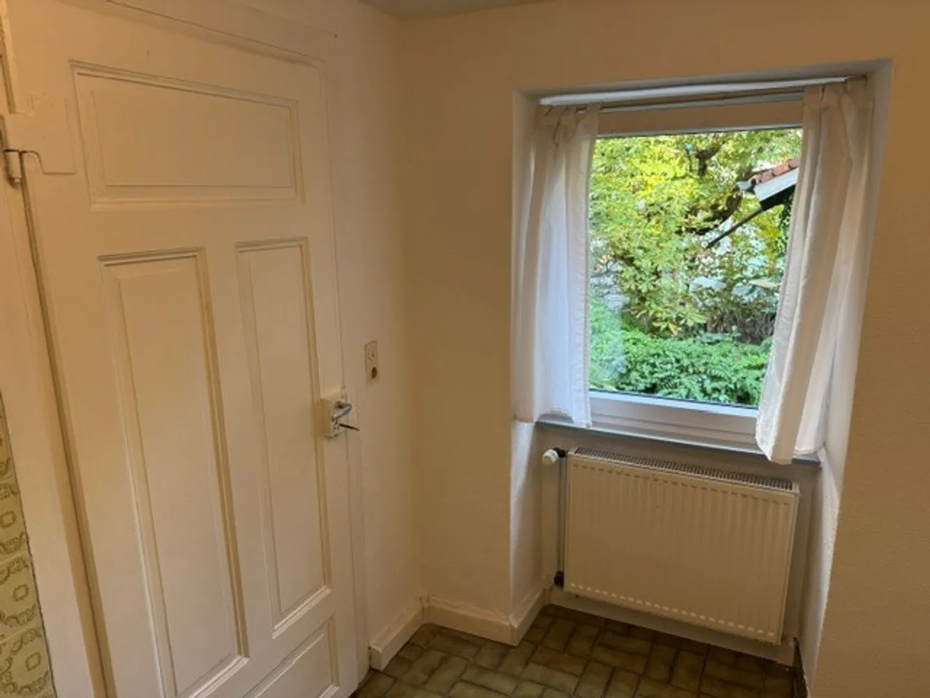 2 Zimmer Wohnung mit 42 m² in Karlsruhe – Bild 6