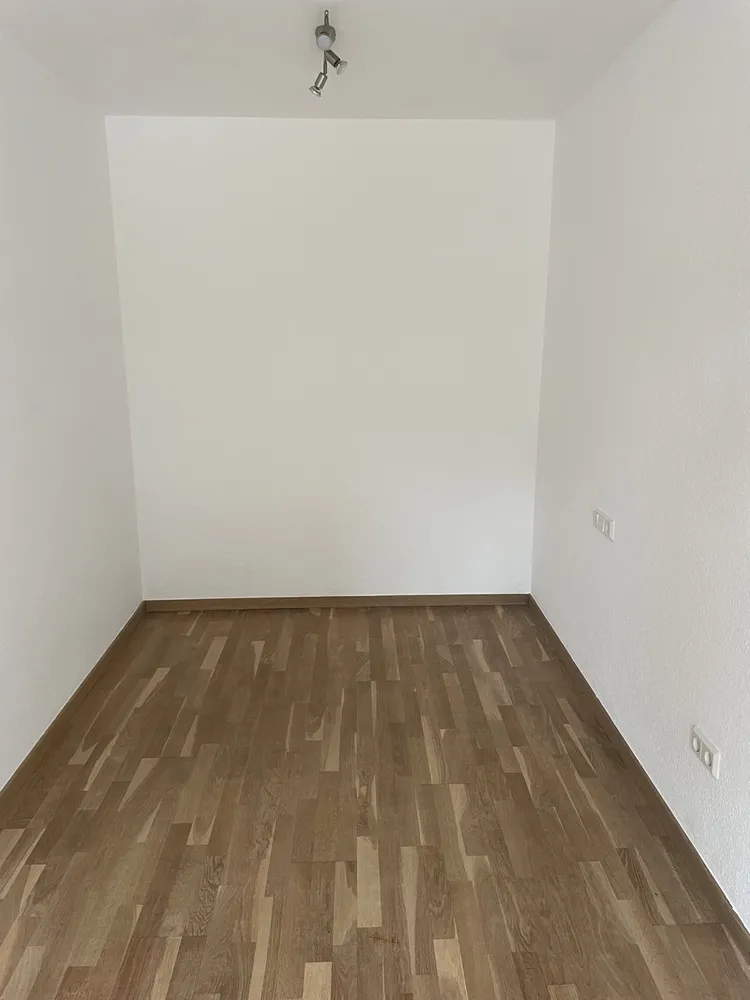 1 room apartment with 28 m² in Saarbrücken – Photo 3