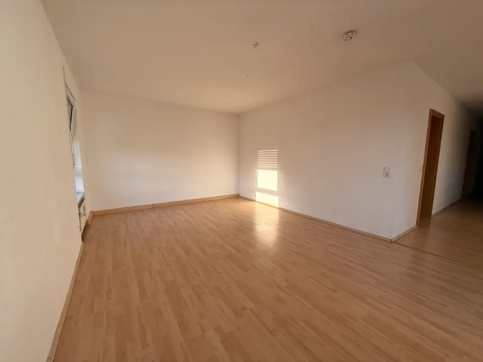 4 Zimmer Wohnung mit 111 m² in Michelstadt – Bild 1
