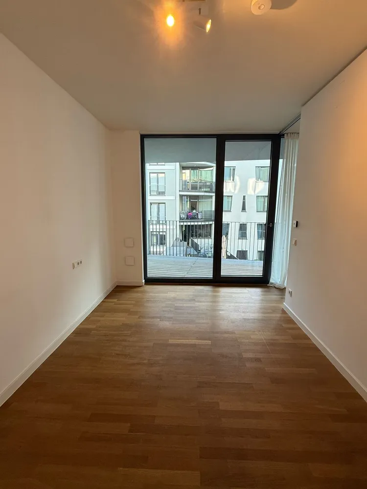 2 Zimmer Wohnung mit 77 m² in Berlin – Bild 5