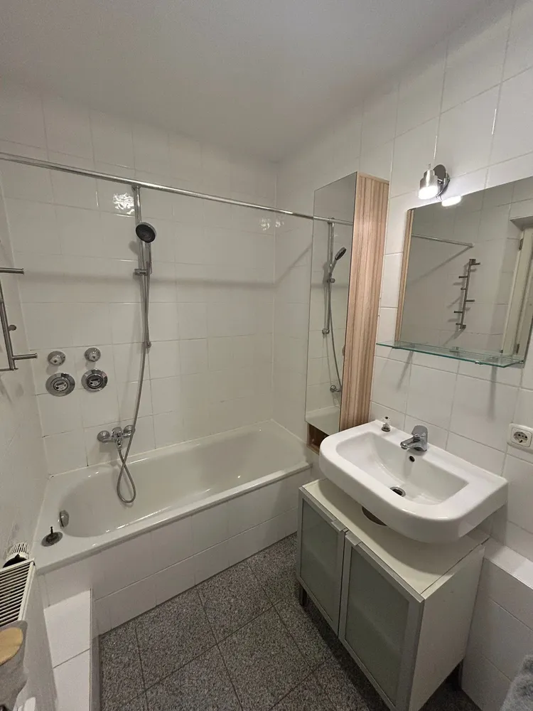2 Zimmer Wohnung mit 50 m² in München – Bild 7