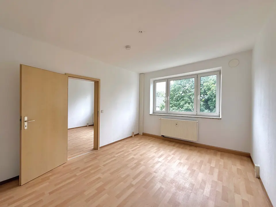 2 Zimmer Wohnung mit 47 m² in Suhl – Bild 3