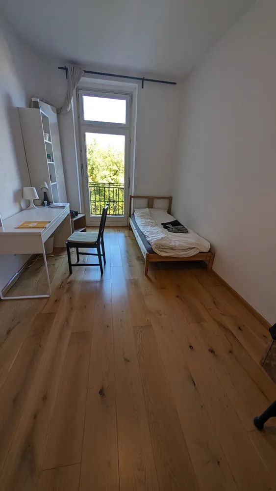 4 Zimmer Wohnung mit 94 m² in München – Bild 6