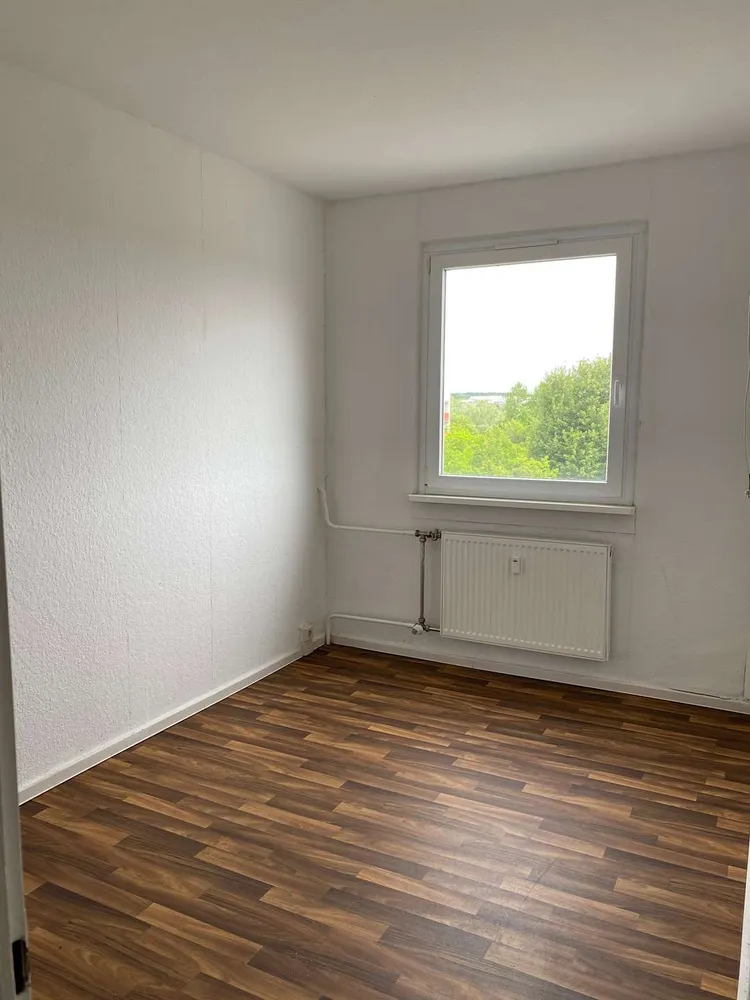 3 Zimmer Wohnung mit 57 m² in Halle (Saale) – Bild 2