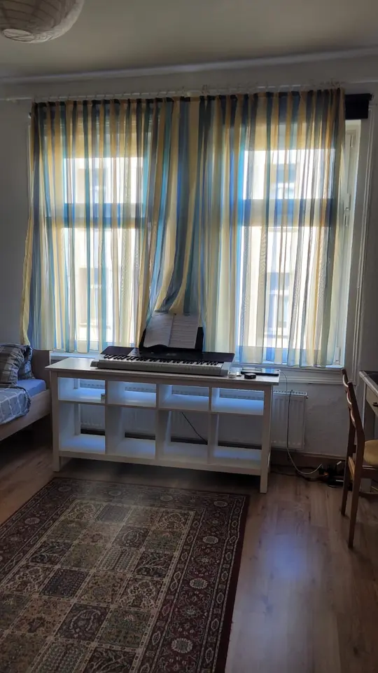 4 Zimmer Wohnung mit 94 m² in Halle (Saale) – Bild 2