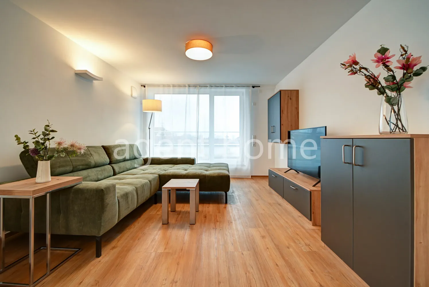 2 Zimmer Wohnung mit 75 m² in Stuttgart – Bild 1