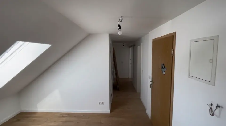 2 Zimmer Wohnung mit 88 m² in Sonneberg – Bild 4