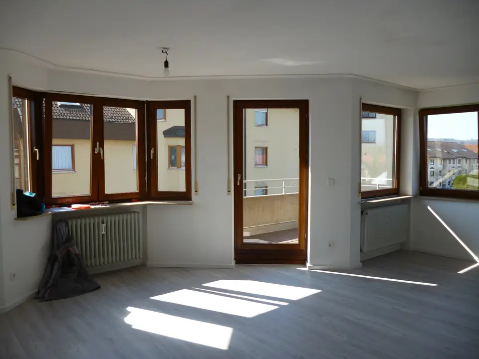 4 Zimmer Wohnung mit 75 m² in Leonberg – Bild 1