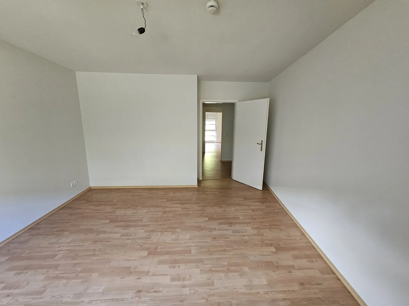 2 Zimmer Wohnung mit 57 m² in Regensburg – Bild 12