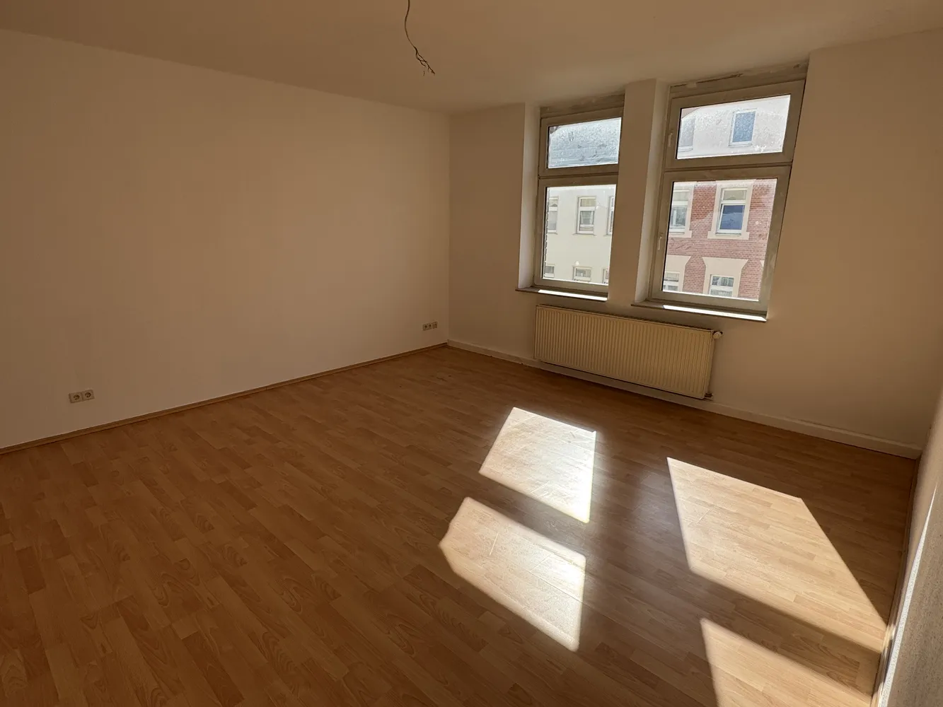 2 Zimmer Wohnung mit 79 m² in Halle (Saale) – Bild 2