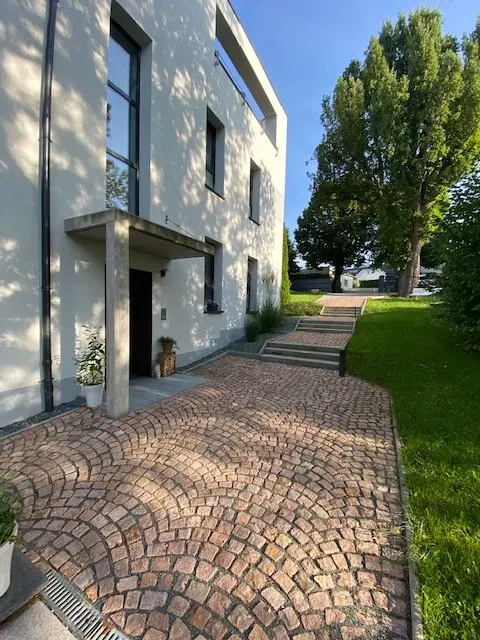 4 Zimmer Wohnung mit 175 m² in Zwickau – Bild 4