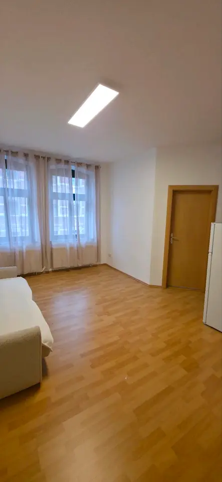 2 Zimmer Wohnung mit 52 m² in Halle (Saale) – Bild 3