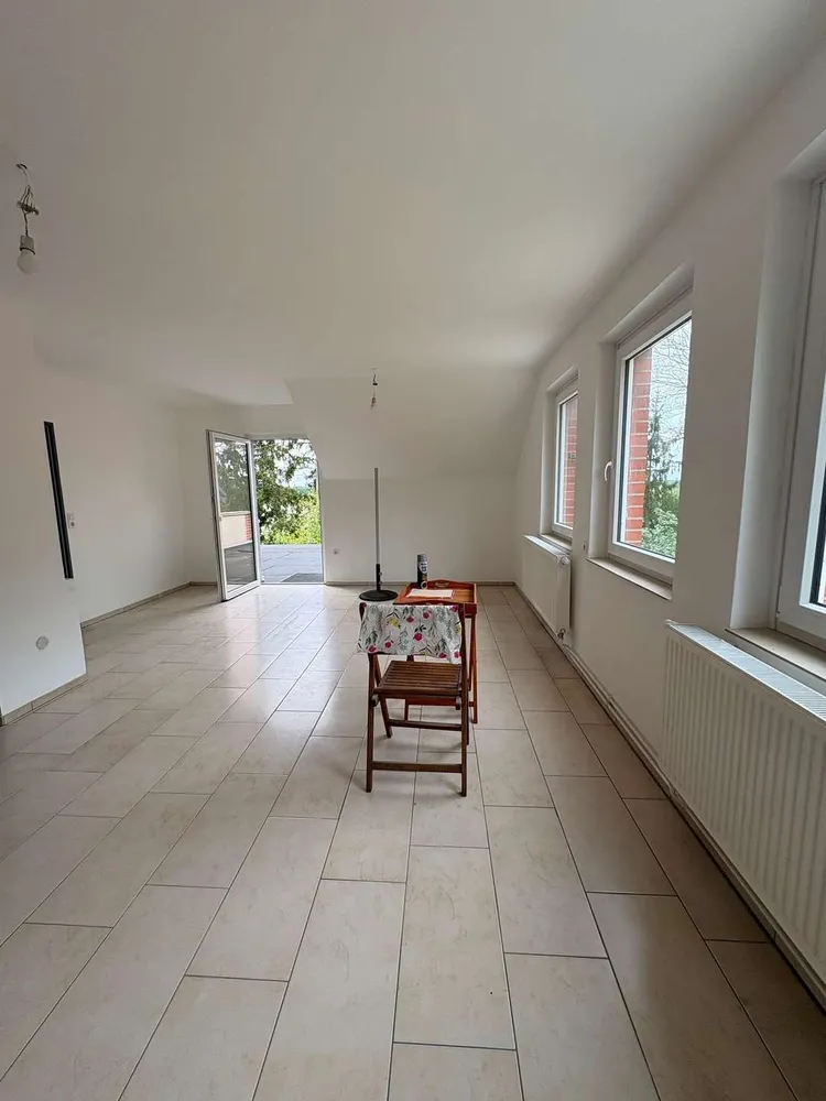3 Zimmer Wohnung mit 100 m² in Celle – Bild 2