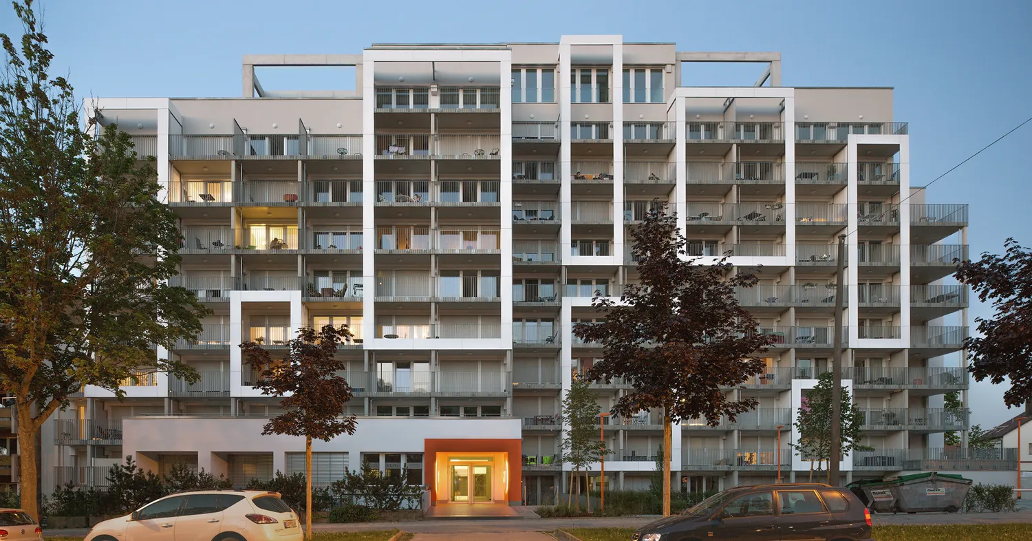 3 Zimmer Wohnung mit 100 m² in Regensburg – Bild 2