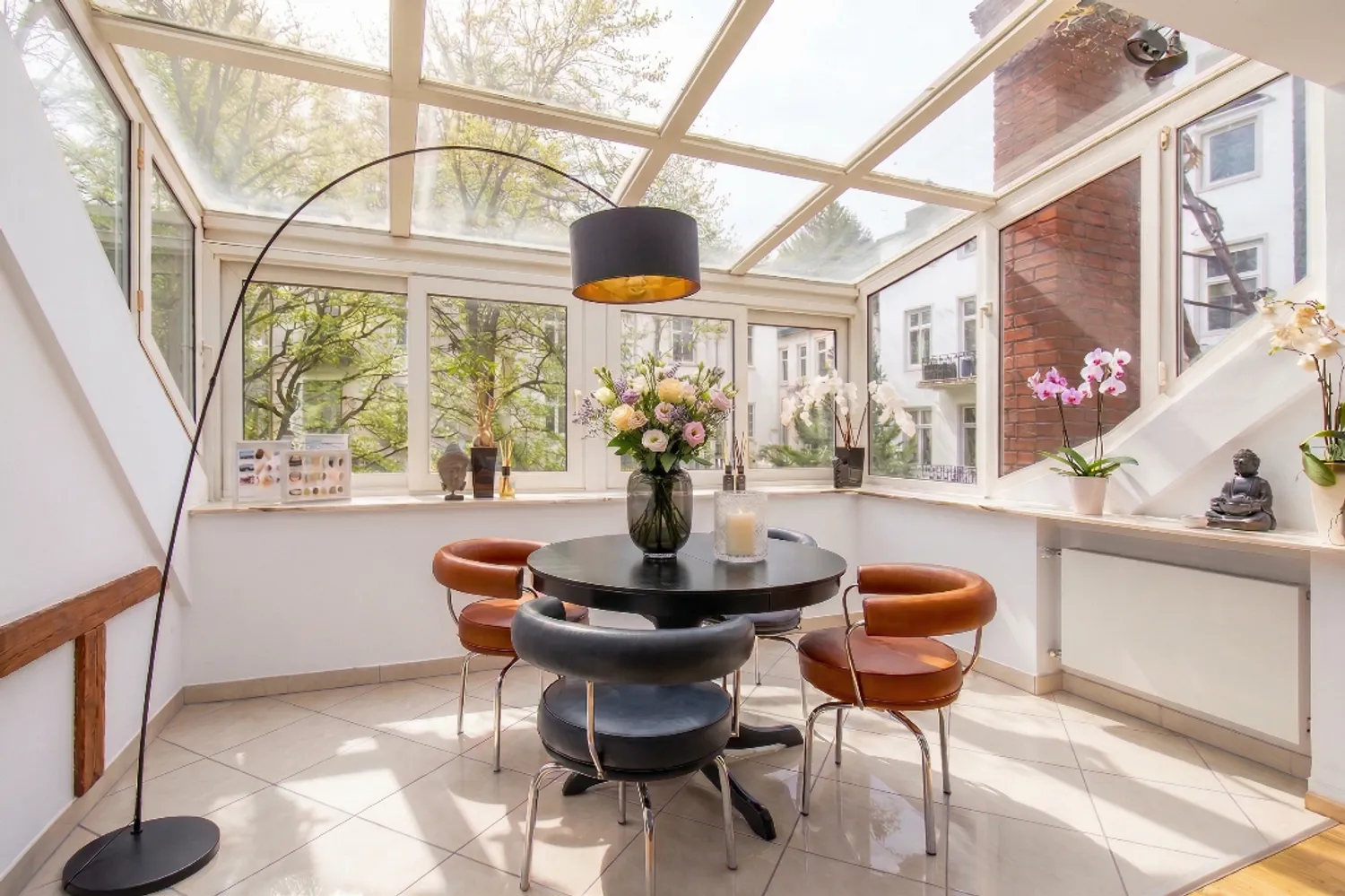 4 Zimmer Wohnung mit 135 m² in Hamburg – Bild 3