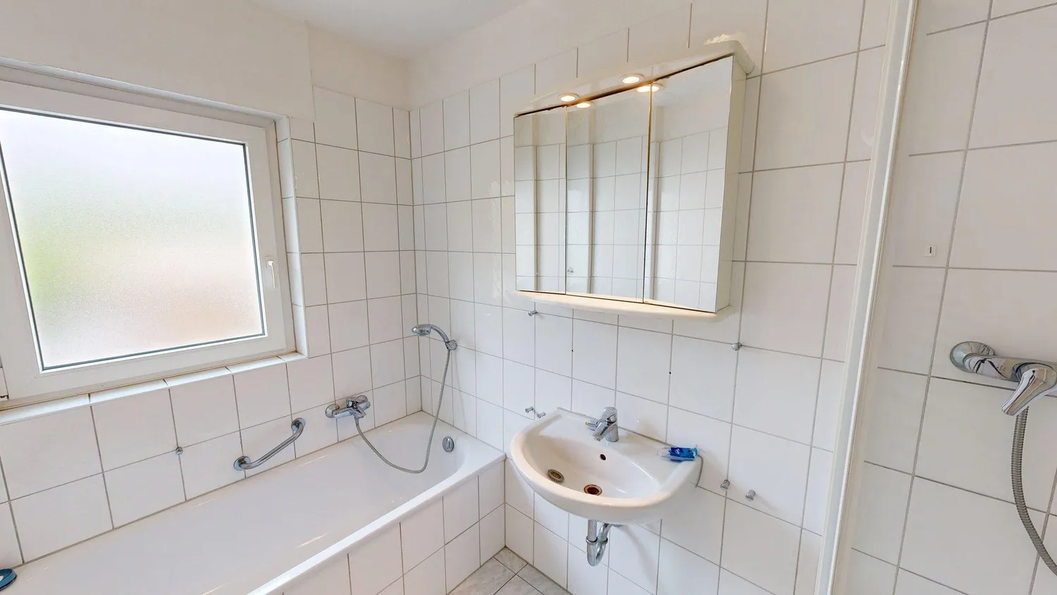 2 Zimmer Wohnung mit 66 m² in Brühl – Bild 9