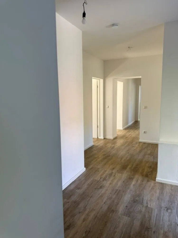 3 Zimmer Wohnung mit 87 m² in München – Bild 3