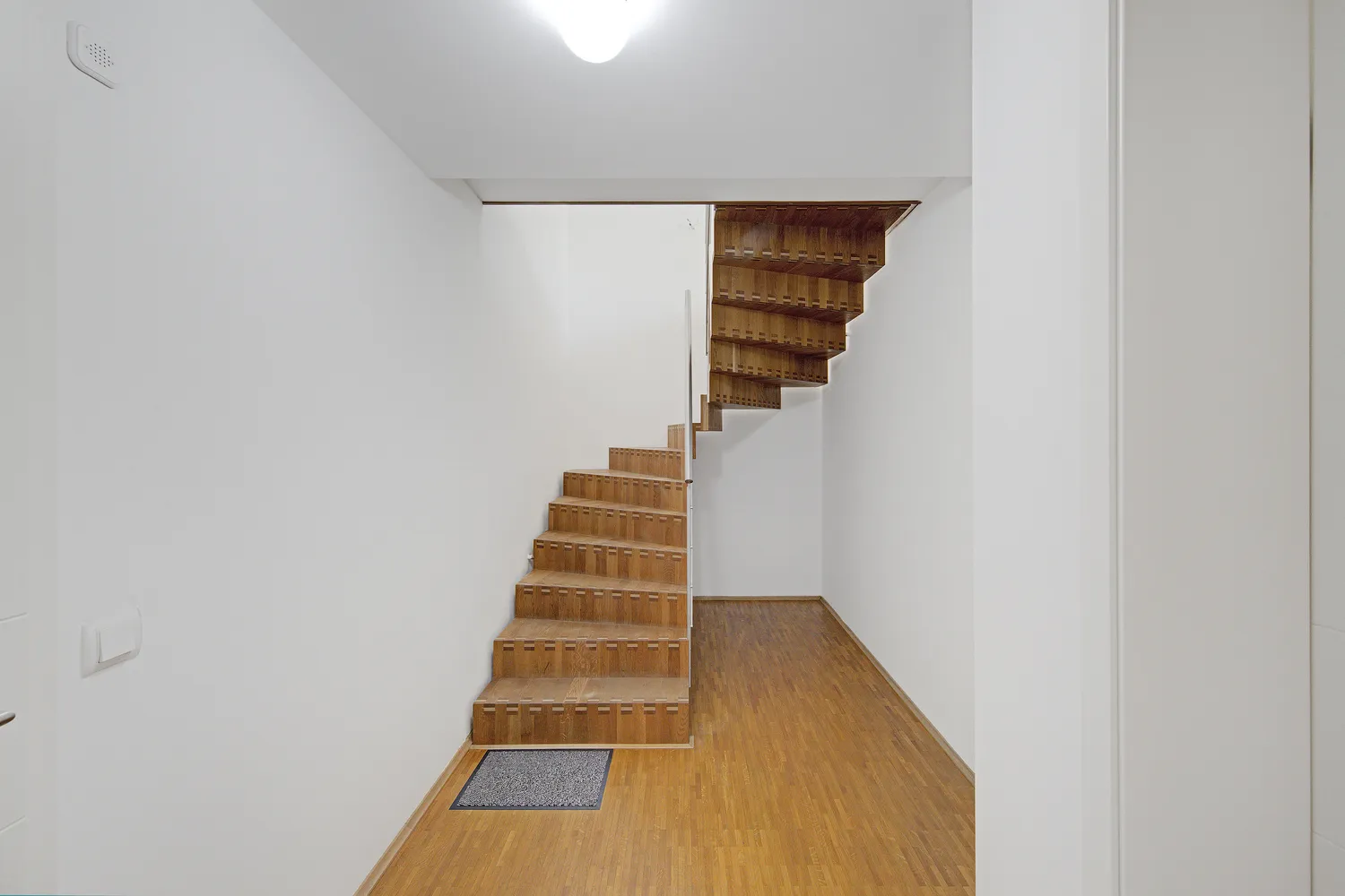 4 Zimmer Wohnung mit 187 m² in Krefeld – Bild 9