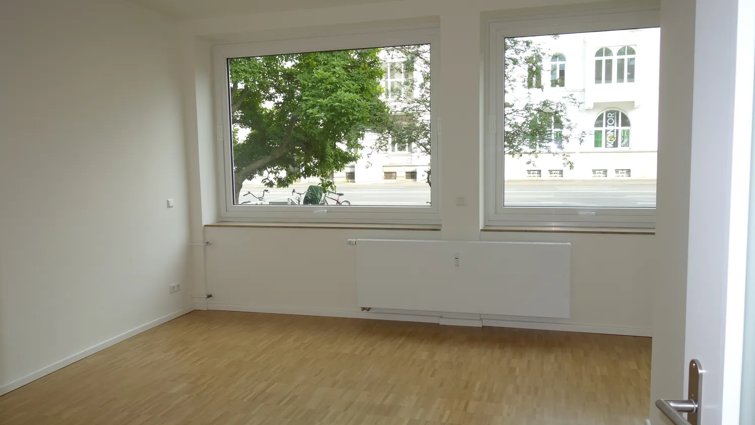 6 Zimmer Wohnung mit 210 m² in Hannover – Bild 3