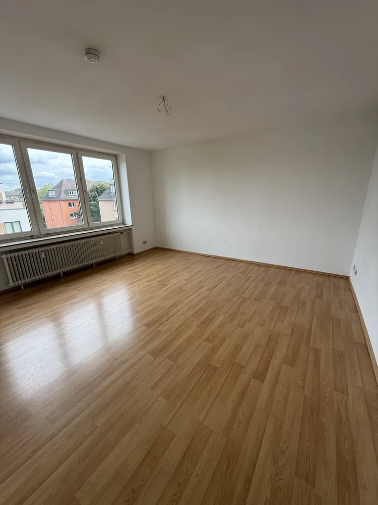 1 Zimmer Wohnung mit 38 m² in Köln – Bild 1