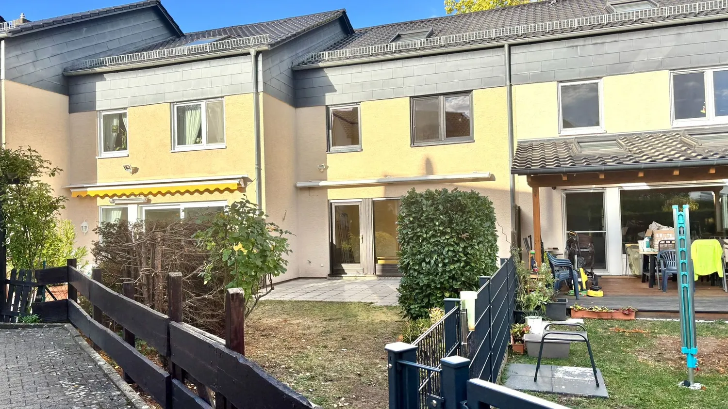 5 Zimmer Haus mit 149 m² in Wiesbaden – Bild 9