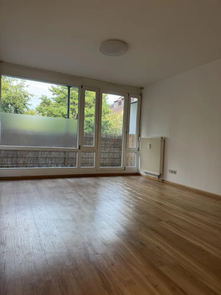 1 Zimmer Wohnung mit 27 m² in Freiburg im Breisgau – Bild 1
