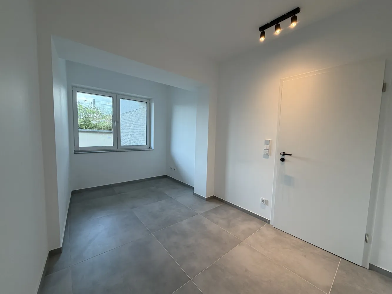 4 Zimmer Wohnung mit 80 m² in Köln – Bild 9