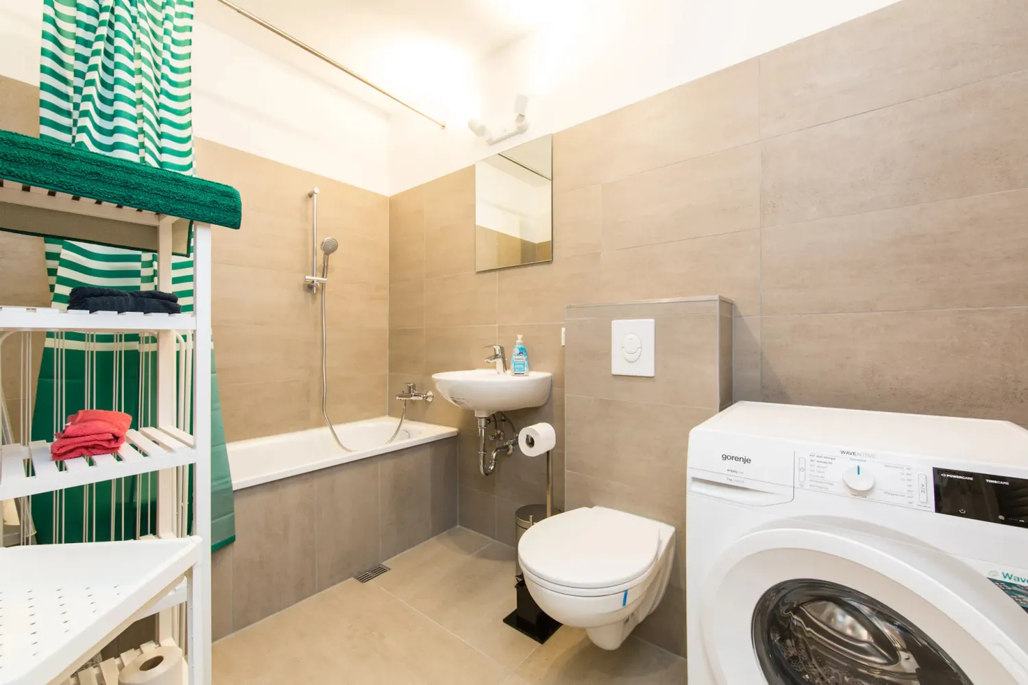 Shared room with 8 m² in Berlin – Photo 8