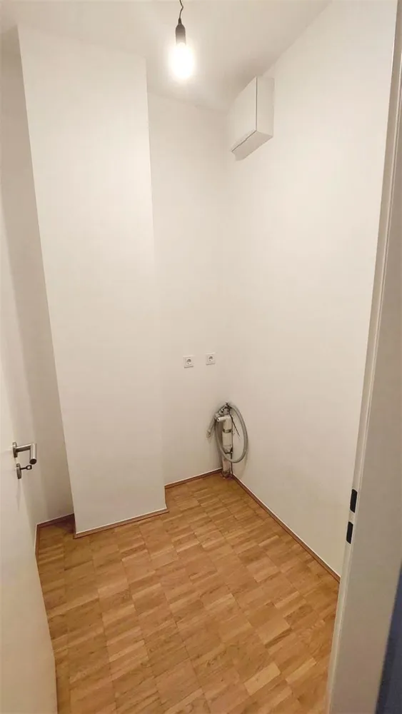 4 Zimmer Wohnung mit 109 m² in Düsseldorf – Bild 9