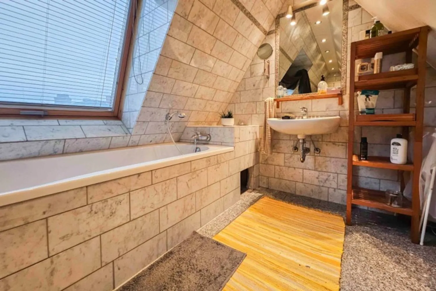 3 Zimmer Wohnung mit 84 m² in Frankfurt am Main – Bild 8