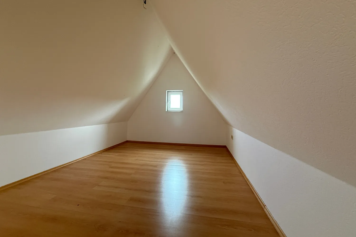 2 Zimmer Wohnung mit 78 m² in Hamburg – Bild 4