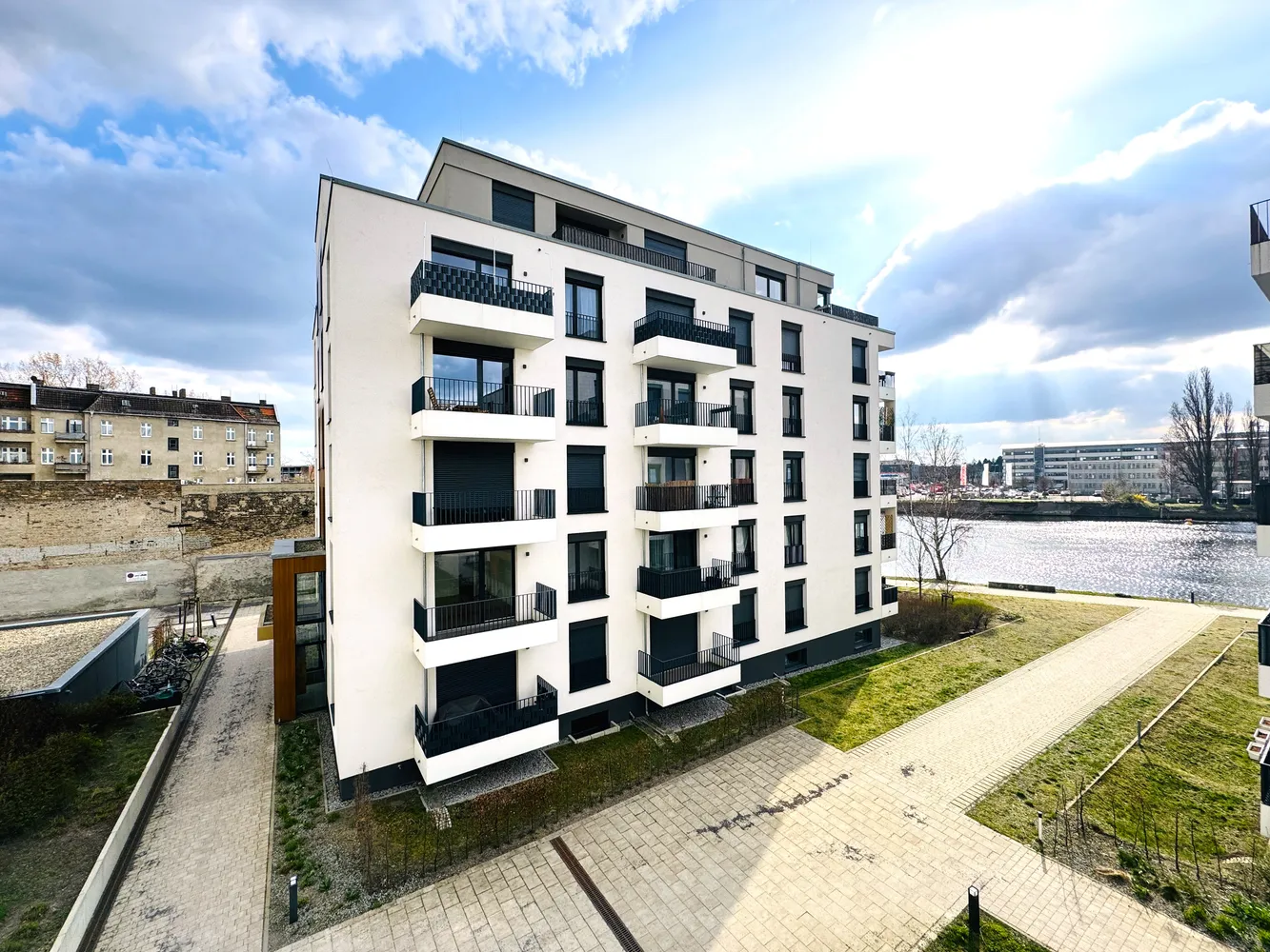 2 Zimmer Wohnung mit 51 m² in Berlin – Bild 1