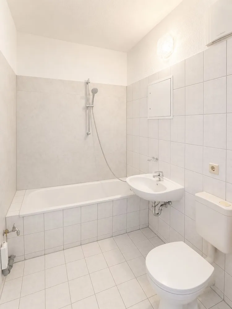 2 Zimmer Wohnung mit 57 m² in Meiningen – Bild 11