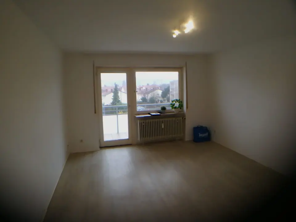 2 Zimmer Wohnung mit 42 m² in Weinheim – Bild 1