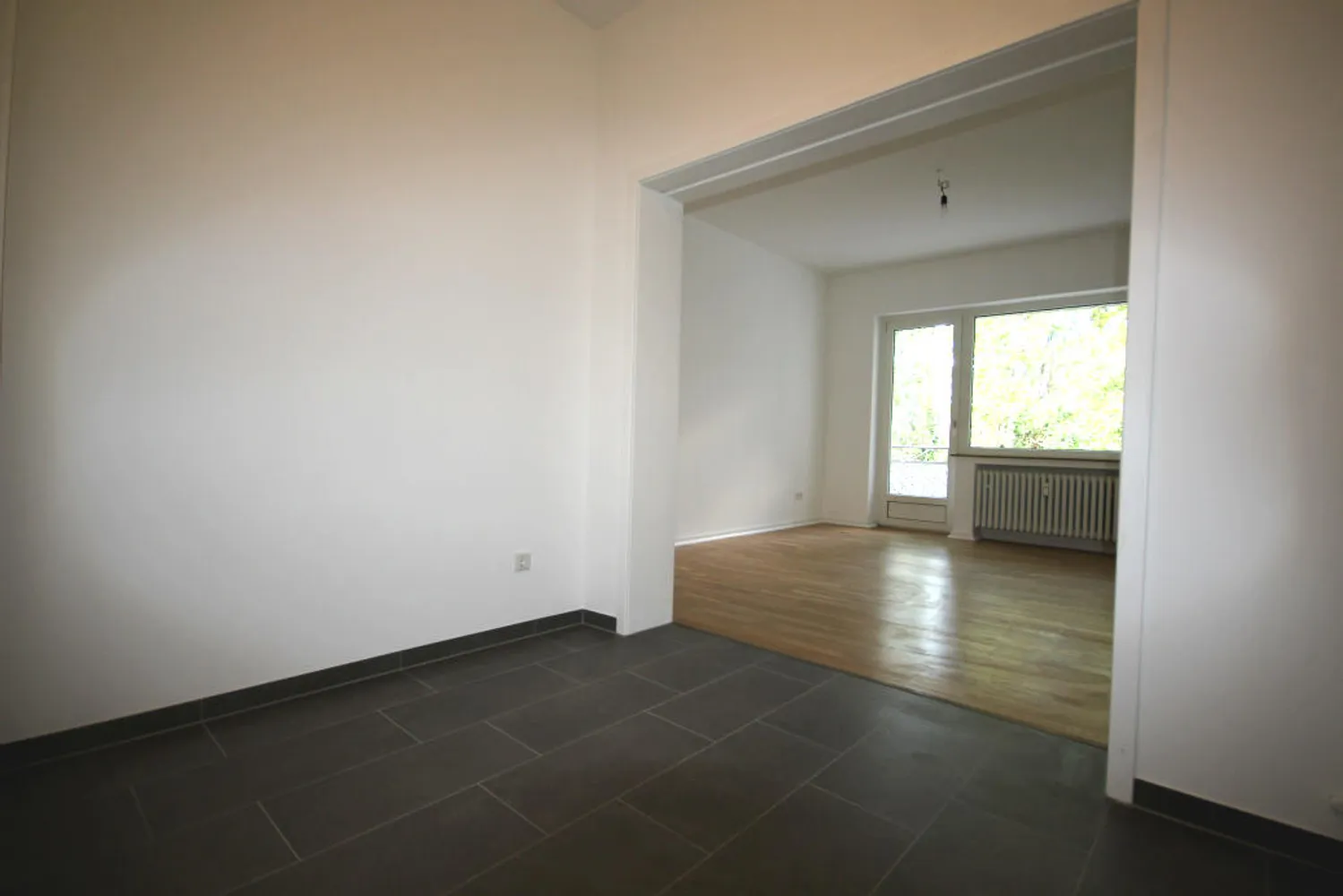 3 room apartment with 94 m² in Düsseldorf – Photo 2