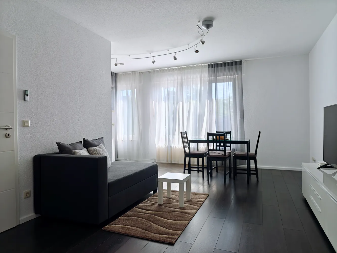 1 Zimmer Wohnung mit 36 m² in Köln – Bild 2