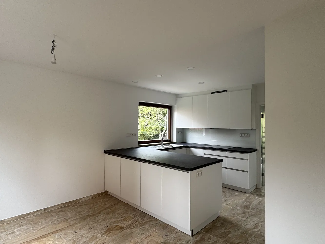 6 Zimmer Haus mit 187 m² in Stuttgart – Bild 6