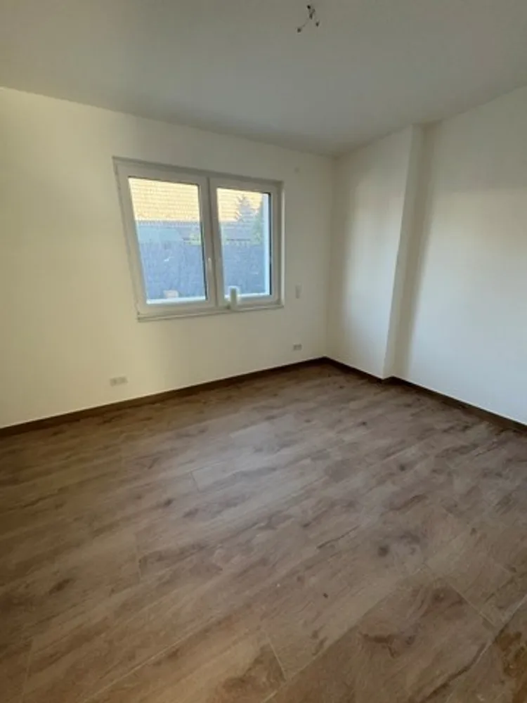 2 Zimmer Wohnung mit 67 m² in Bornheim – Bild 2