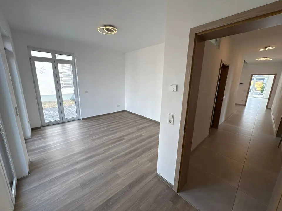 6 Zimmer Haus mit 261 m² in Saarbrücken – Bild 10