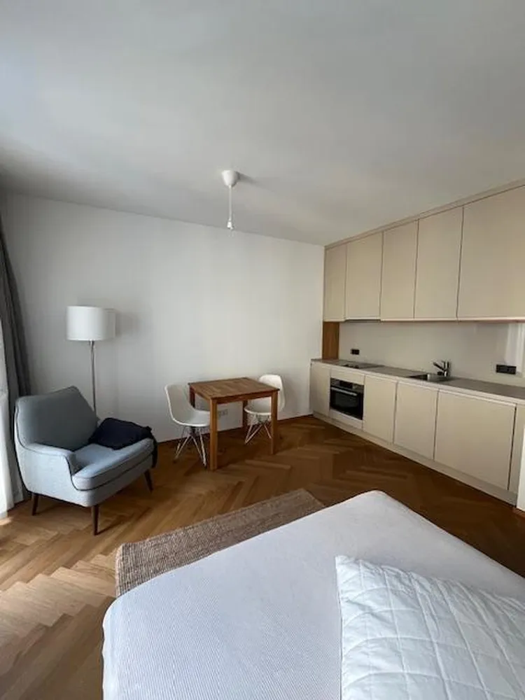 1 room apartment with 32 m² in Frankfurt am Main – Photo 8