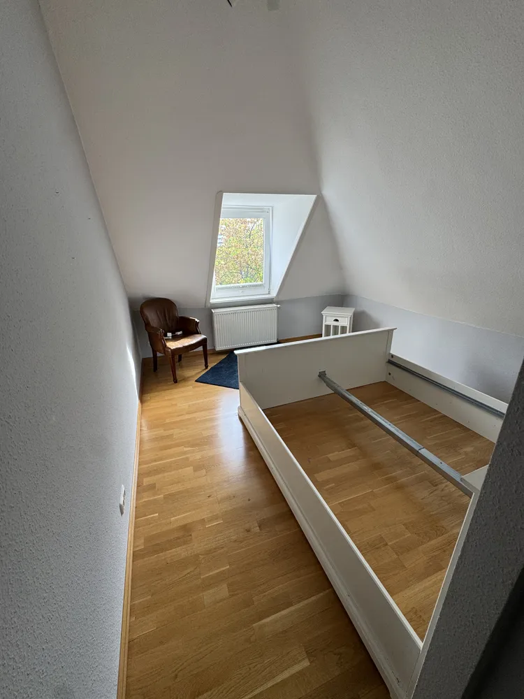 5 Zimmer Wohnung mit 140 m² in Frankfurt am Main – Bild 9