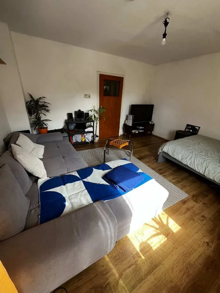 2 Zimmer Wohnung mit 45 m² in Köln – Bild 8